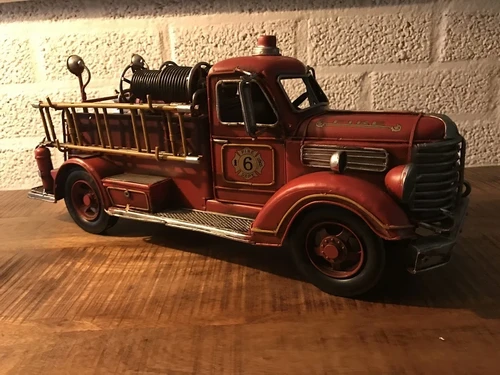 Metal Scale Model Fire Engine – 43 cm – Handmade – Vintage Look