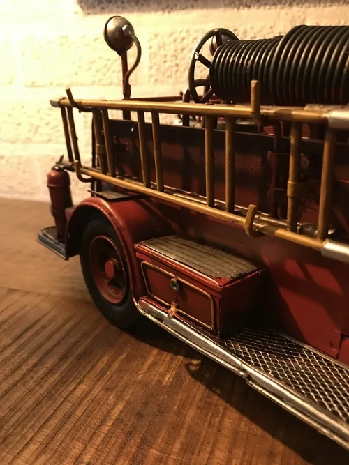 Metal Scale Model Fire Engine – 43 cm – Handmade – Vintage Look