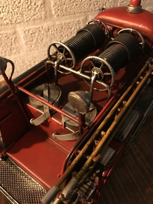 Metal Scale Model Fire Engine – 43 cm – Handmade – Vintage Look