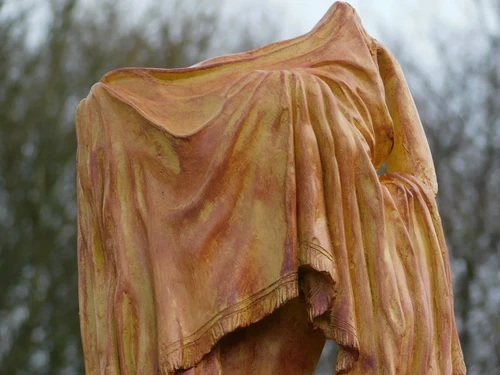Statue Naked Woman Draped - 67 cm - Polystone