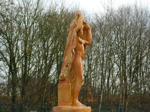 Statue Naked Woman Draped - 67 cm - Polystone