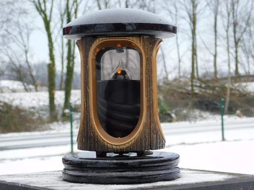 Granite Grave Lantern - Black with Gold