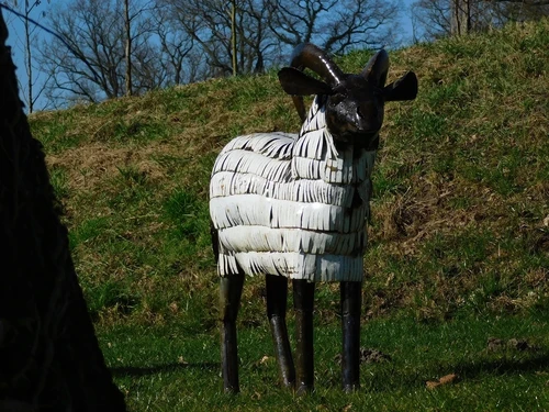 Image Sheep - 90 x 95 cm - Handmade from Metal