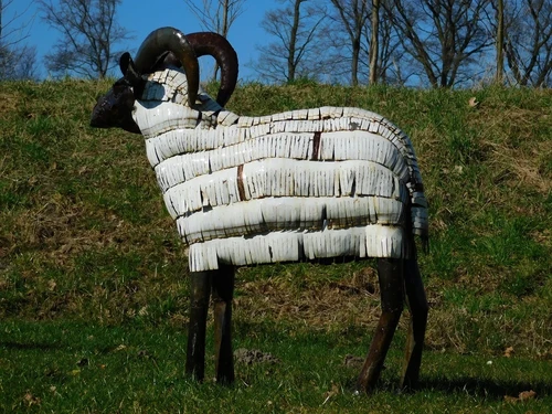 Image Sheep - 90 x 95 cm - Handmade from Metal