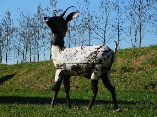 Goat Statue - 107 x 80 cm - Handmade from Metal