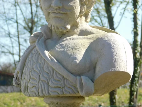 Vintage Bust of Hadrian - 68 cm - Stone