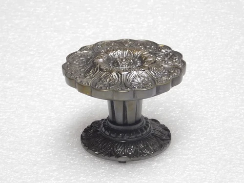 Solid Flower Door Knob with Rosette - Dark Patinated Brass