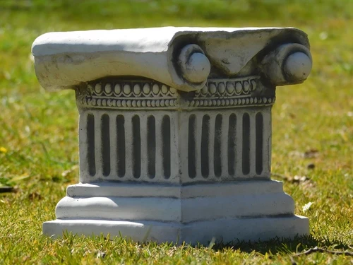 Kleine Sokkel - 23 x 23 cm - Steen - Klassiek Design