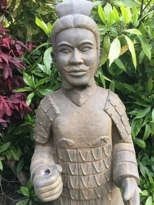 Schöner Satz von japanischen Kriegerstatuen