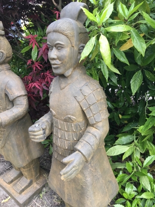 Schöner Satz von japanischen Kriegerstatuen
