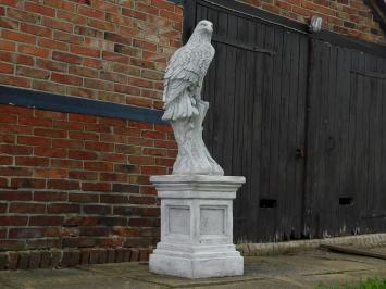Adler auf Sockel – 165 cm – Stein