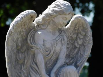 Statue Angel on Round Pedestal - 73 cm - Stone