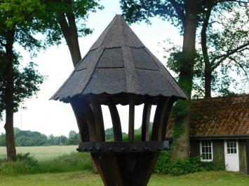 Handgefertigtes Vogelfutterhaus - Robust - 210 cm - Holz