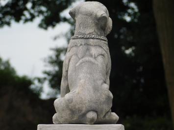 Hund auf Sockel - 68 cm - Stein