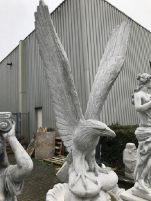 Eagle statue, garden statue, very large, animal statue on pedestal, stone