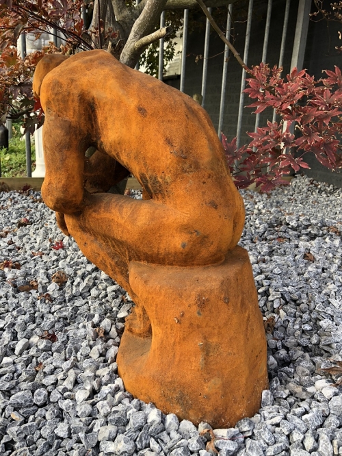 1 Sculpture - cast iron statue, the thinker, very beautiful statue!!