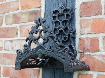 Classic Garden Hose Holder - Cast Iron