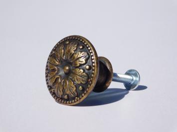 Knob Oak Leaf - 31 mm - Brass Antique