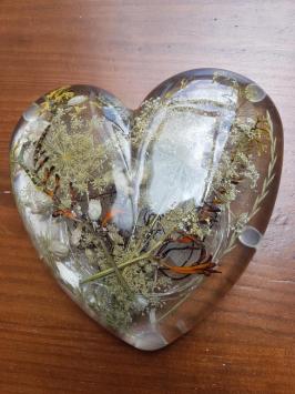 Beautiful large epoxy resin heart with flowers, heart with light