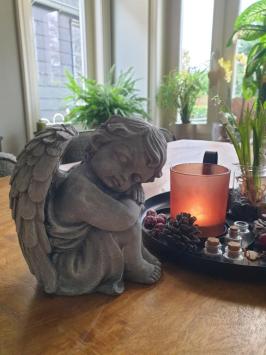 Angel, Sophie, garden statue