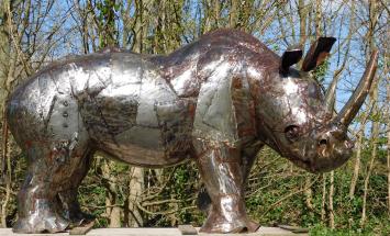 Rhinoceros ‘’Rino‘’ XXL - 130 x 210 cm - Handmade and Unique