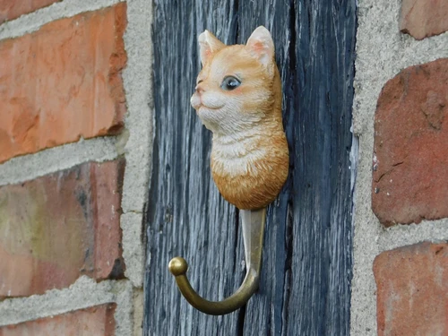 Set of 4 Wall Hooks with Cat Heads – Polyresin & Brass