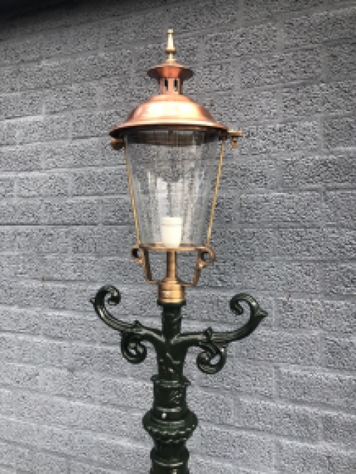 Outdoor lamp, lantern with ceramic fitting and glass, cast aluminium pole, with copper round shade, high 240 cm