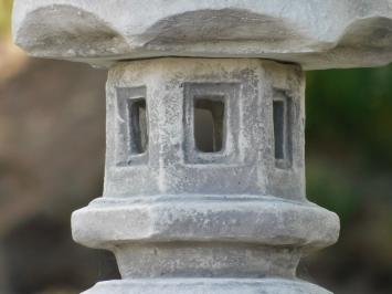Letzte: Japanische Gartenlaterne – 80 cm – Stein