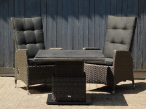Laatste: Tuinset Ibiza - 2 stoelen en tafel