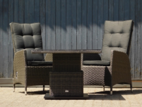 Laatste: Tuinset Ibiza - 2 stoelen en tafel