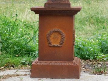 Gartenvase auf Sockel - 112 cm - Gusseisen - Rost