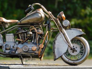 Vintage Motor - 38 cm - Handcrafted from Metal